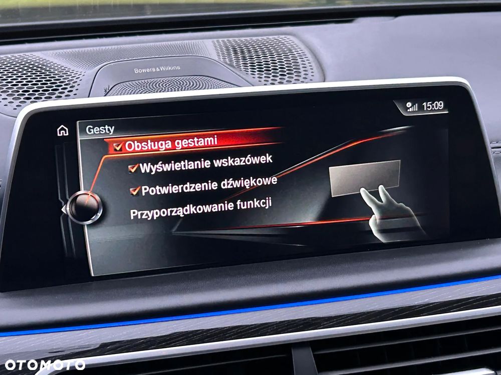 BMW Seria 7 750i - 26