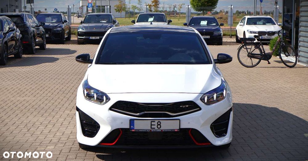 Kia ProCeed - 10