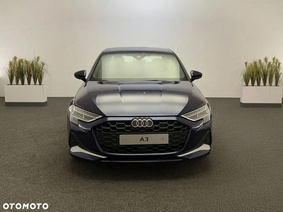 Audi A3 Limousine TFSI mHEV 110 kW Advanced S tronic - 4
