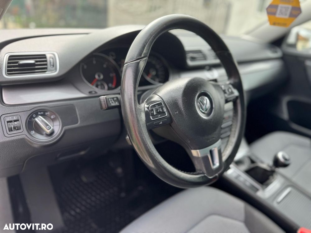 Volkswagen Passat 2.0 Blue TDI SCR Highline - 7