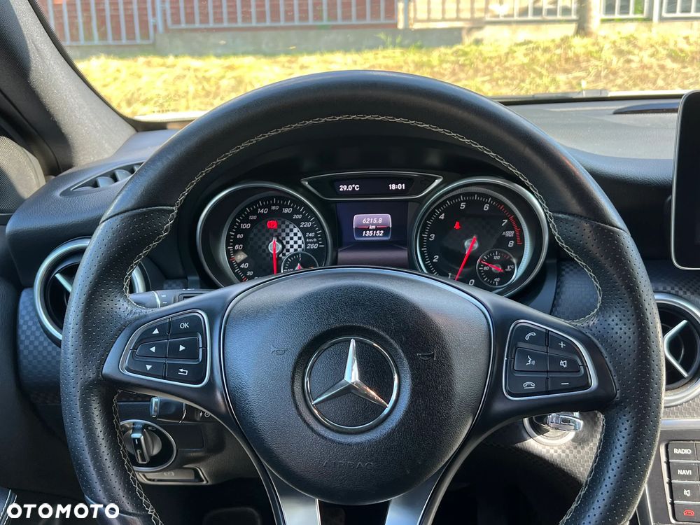 Mercedes-Benz Klasa A 200 AMG Line - 18