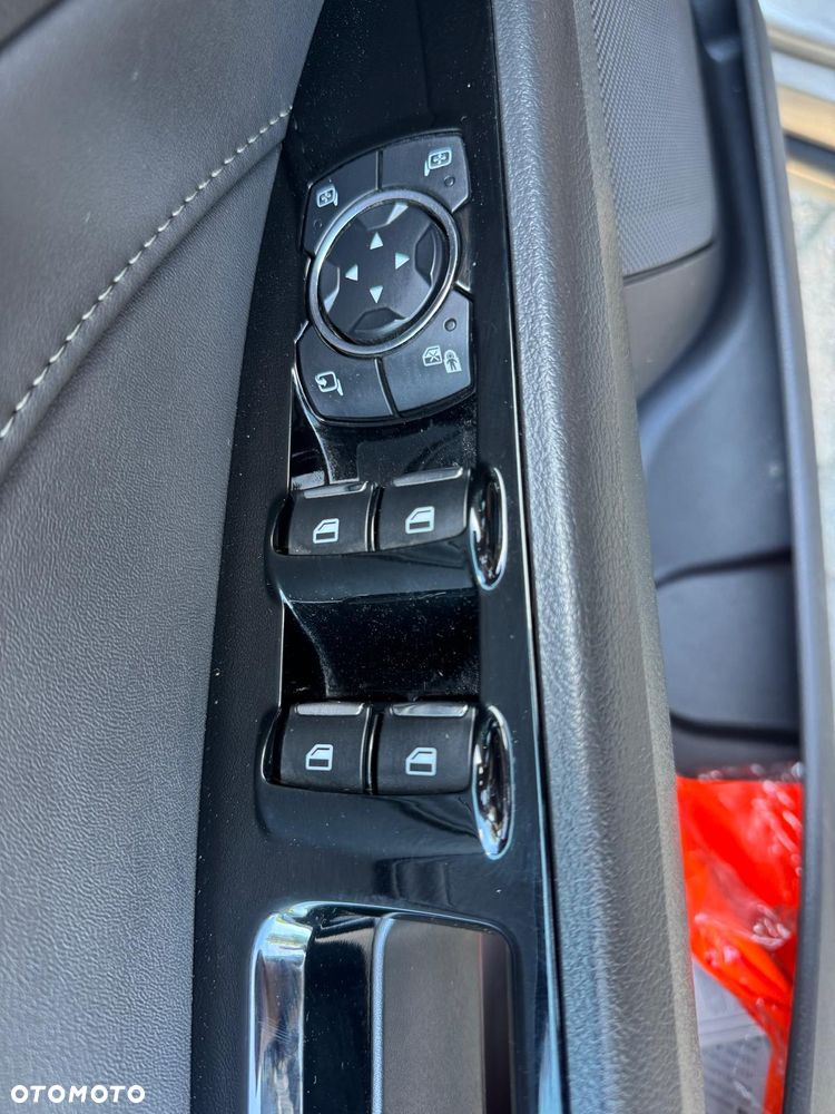 Ford Mondeo 1.5 EcoBoost Titanium - 12