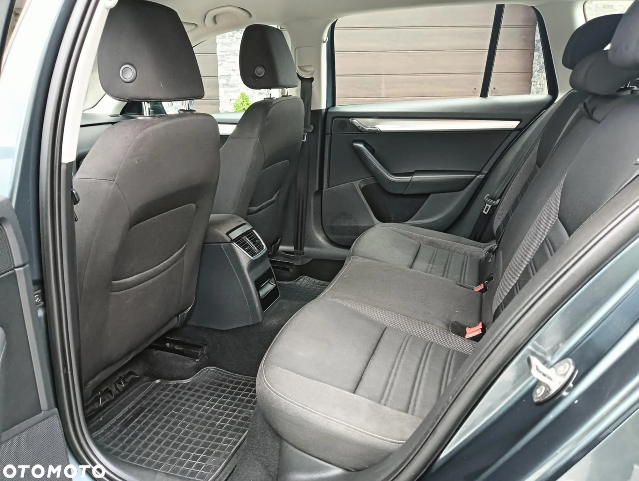 Skoda Octavia 1.6 TDI Ambition - 11