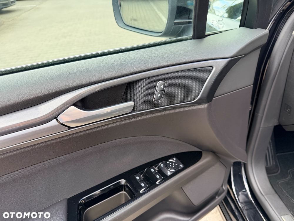 Ford Mondeo - 18