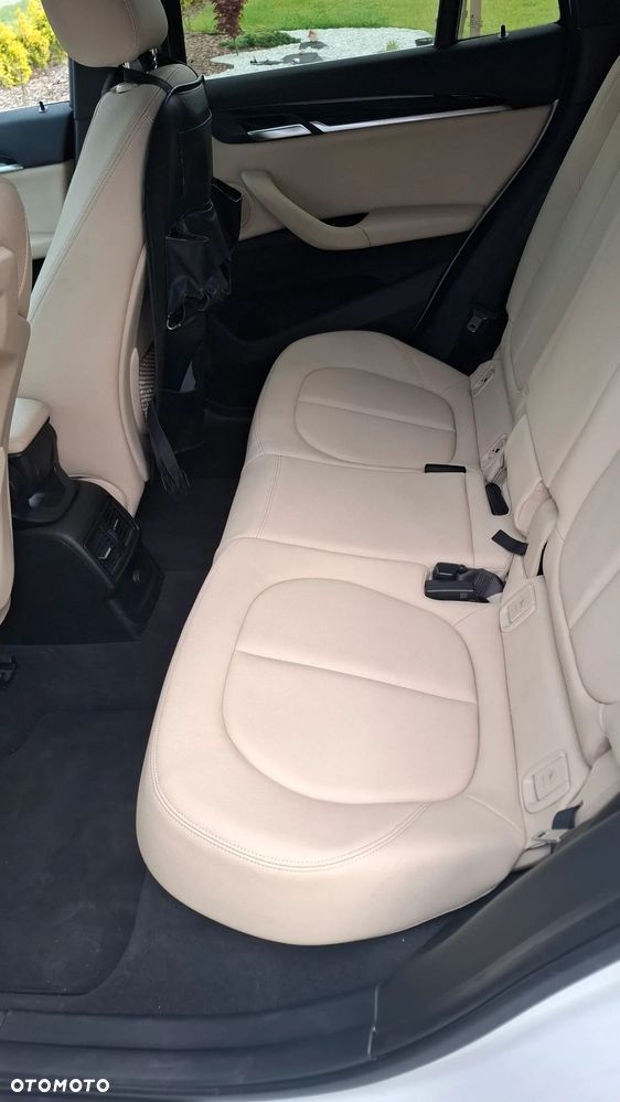 BMW X1 - 8