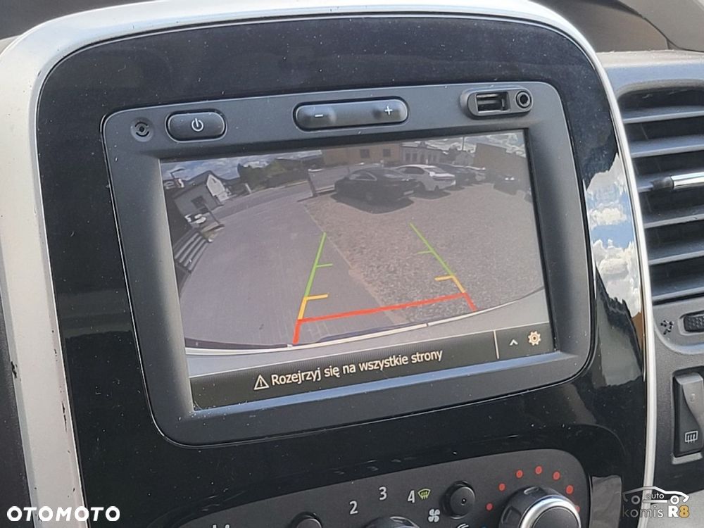 Renault Trafic - 13