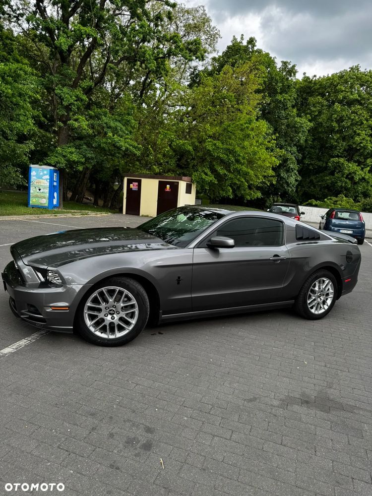 Ford Mustang 3.7 V6 Premium - 6