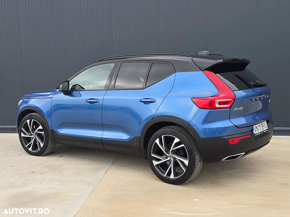 Volvo XC 40 D4 AWD Geartronic R-Design - 3