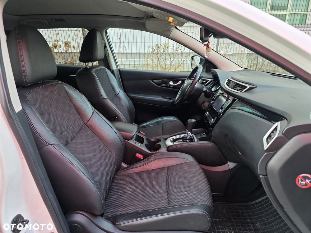 Nissan Qashqai 1.6 DCi Tekna Xtronic - 16