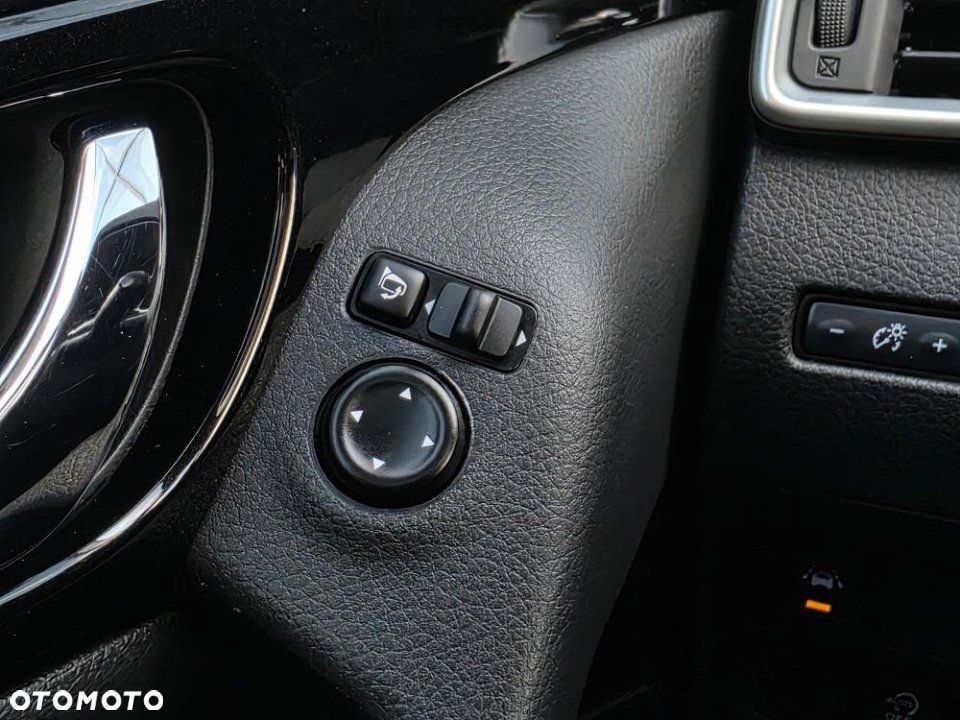 Nissan Qashqai - 33