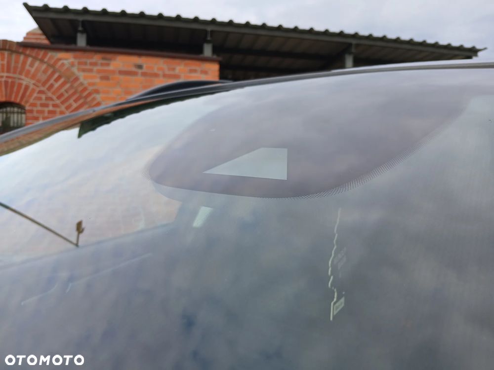 Ford Mondeo - 36