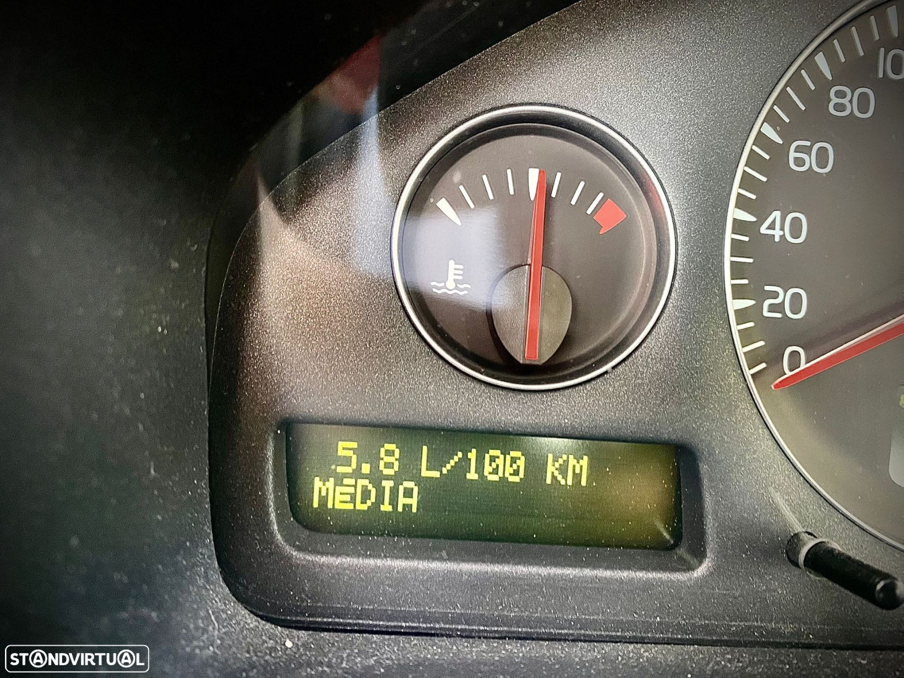 Volvo S60 2.4 D5 - 17