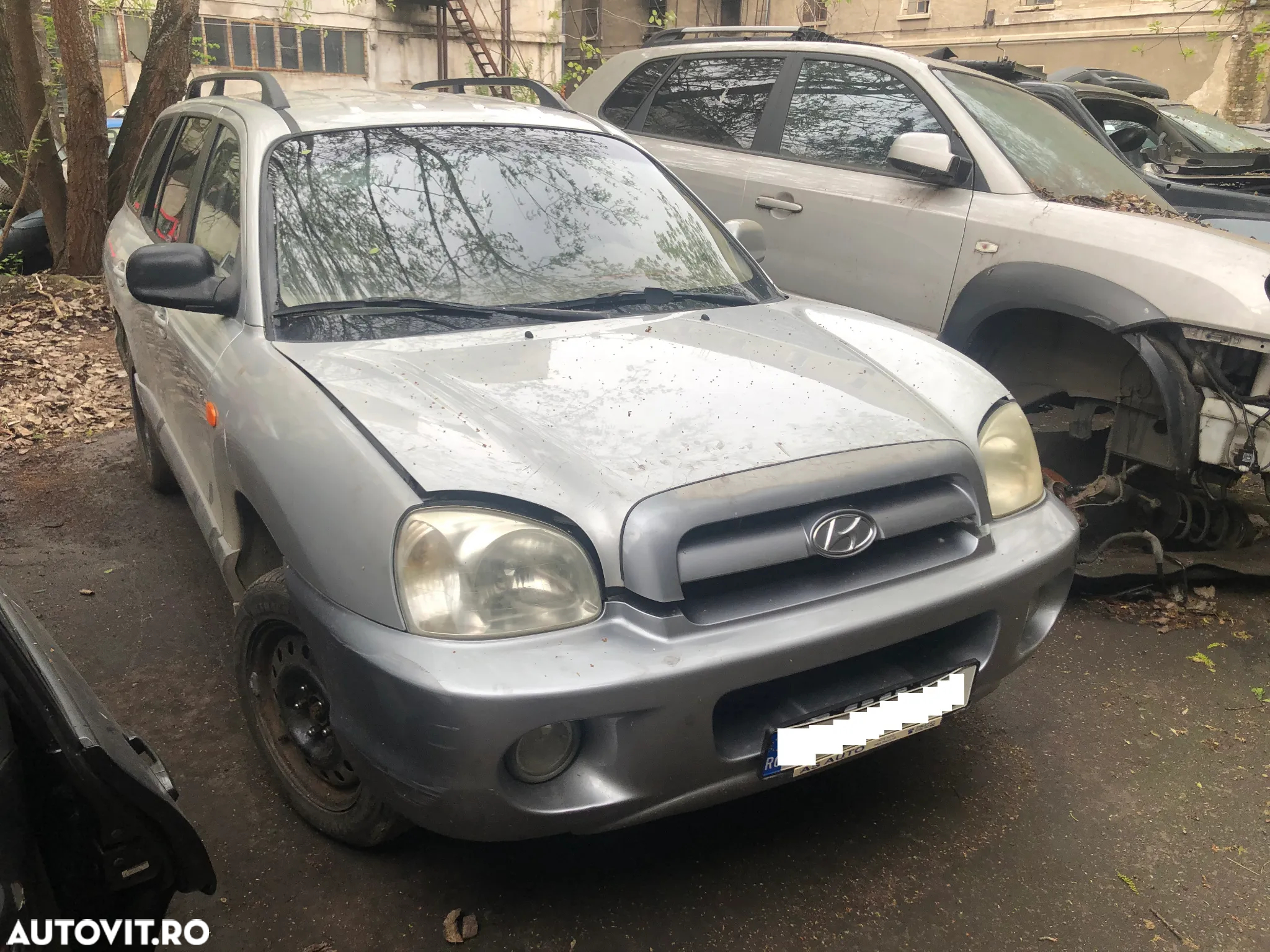 Dezmembrez Hyundai Santa FE 2005 2.0 crdi gri argintiu manual - 2