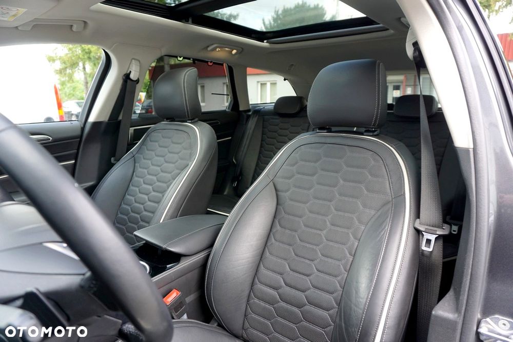 Ford Mondeo 2.0 EcoBlue Vignale Plus - 23