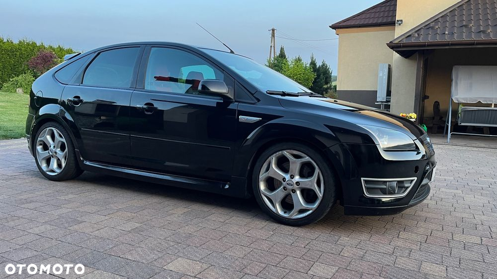 Ford Focus 2.5 ST - 9