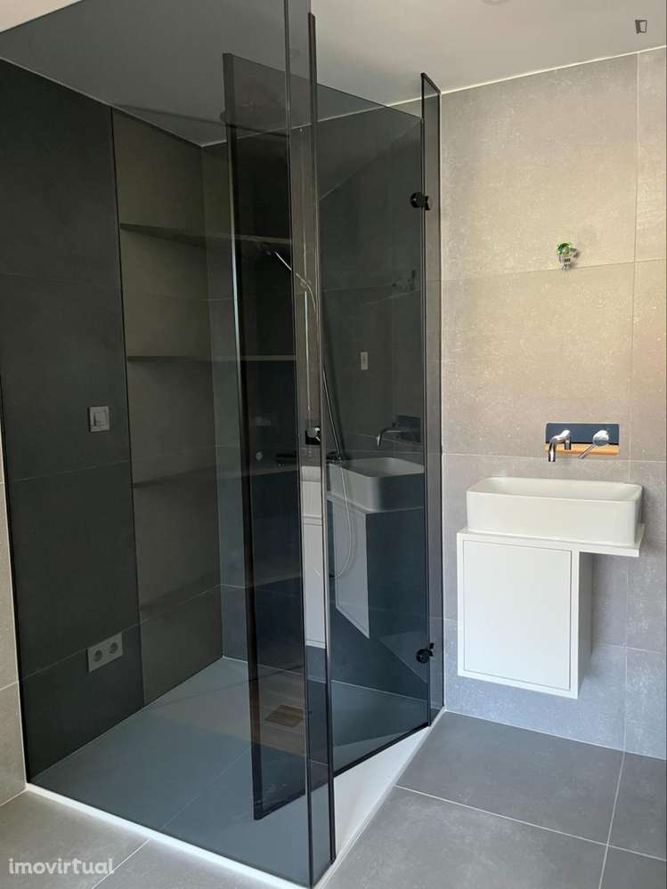 Apartamento com 1 quartos - localizado em Campanhã Porto - Grande imagem: 5/18