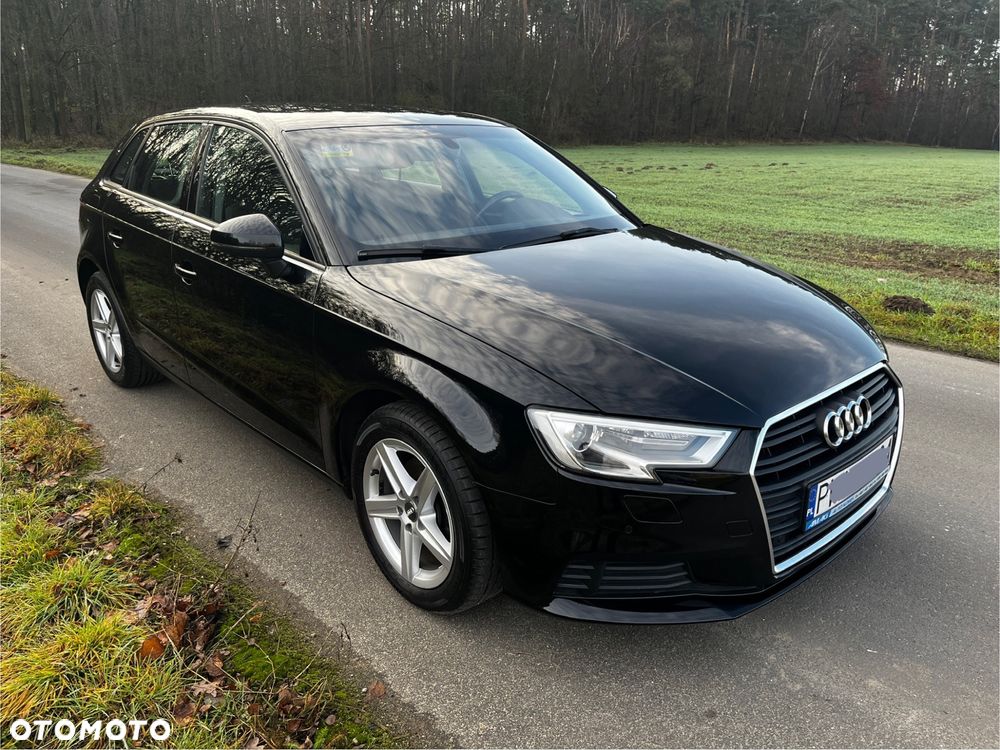 Audi A3 Sportback 1.6 TDI design - 2