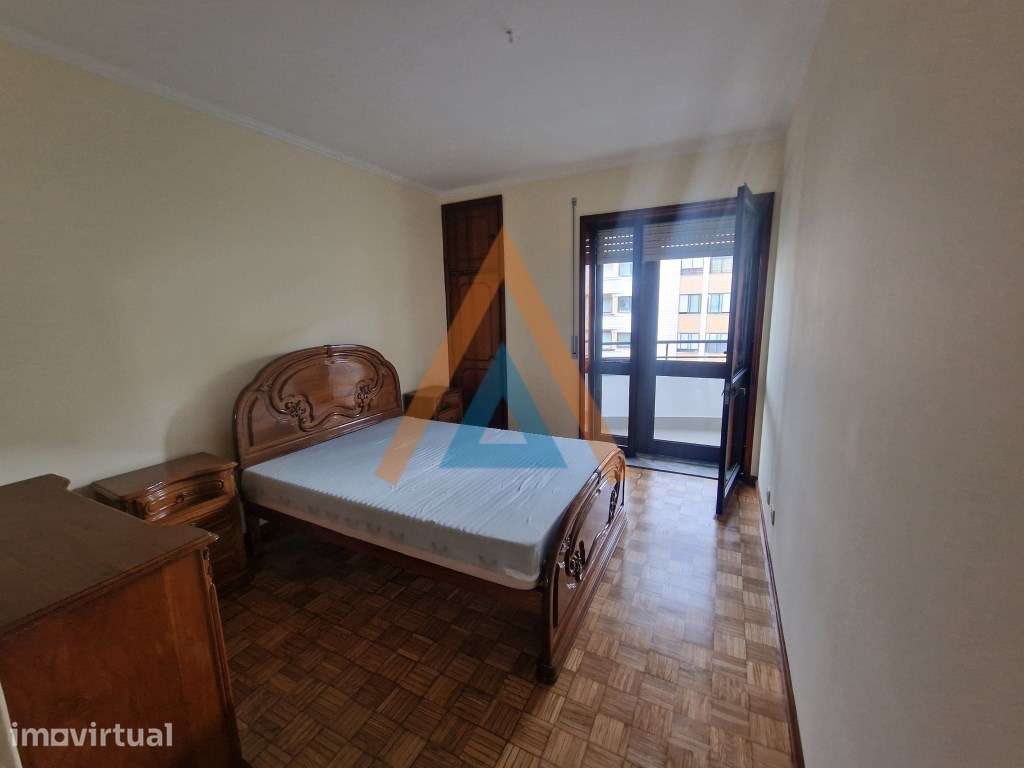 Apartamento T3- Centro da Cidade - Grande imagem: 4/17