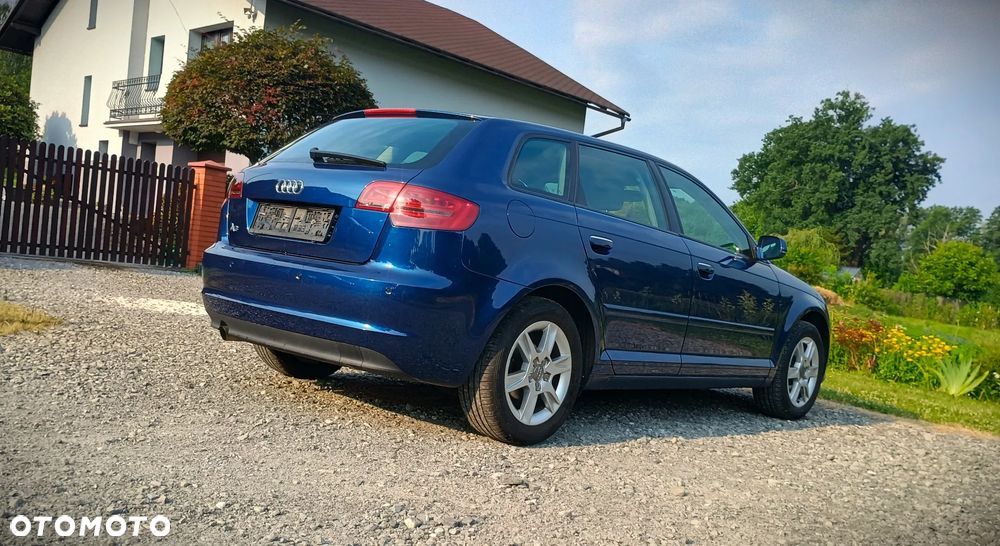 Audi A3 Sportback 1.6 Ambiente - 5