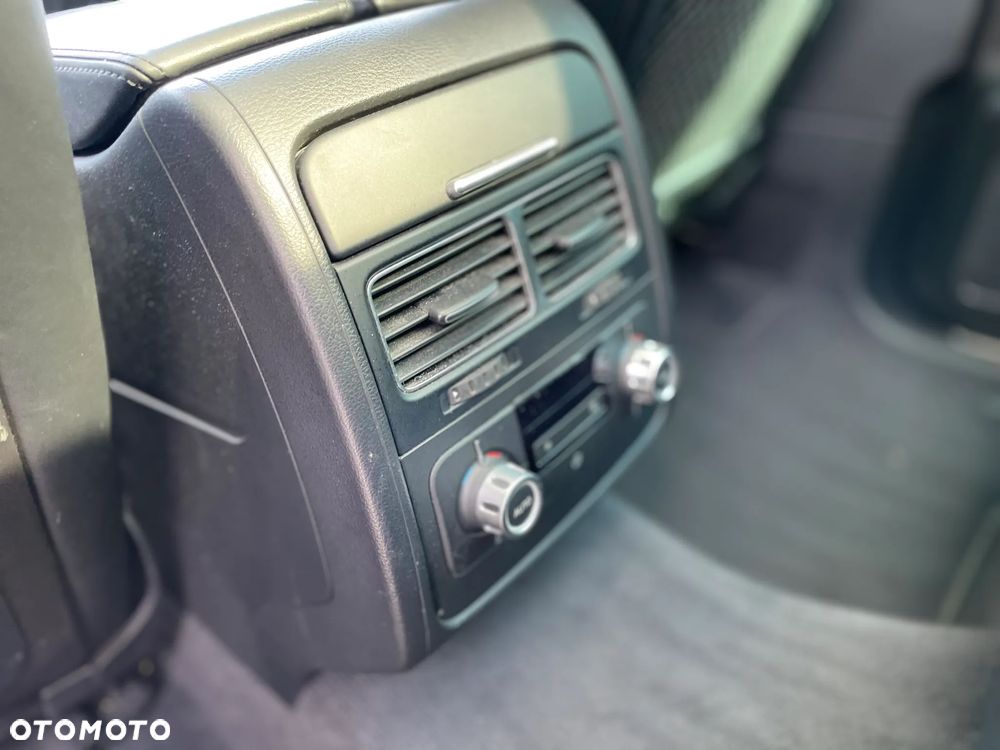 Volkswagen Touareg 4.2 V8 TDI DPF 4Motion Automatik - 24