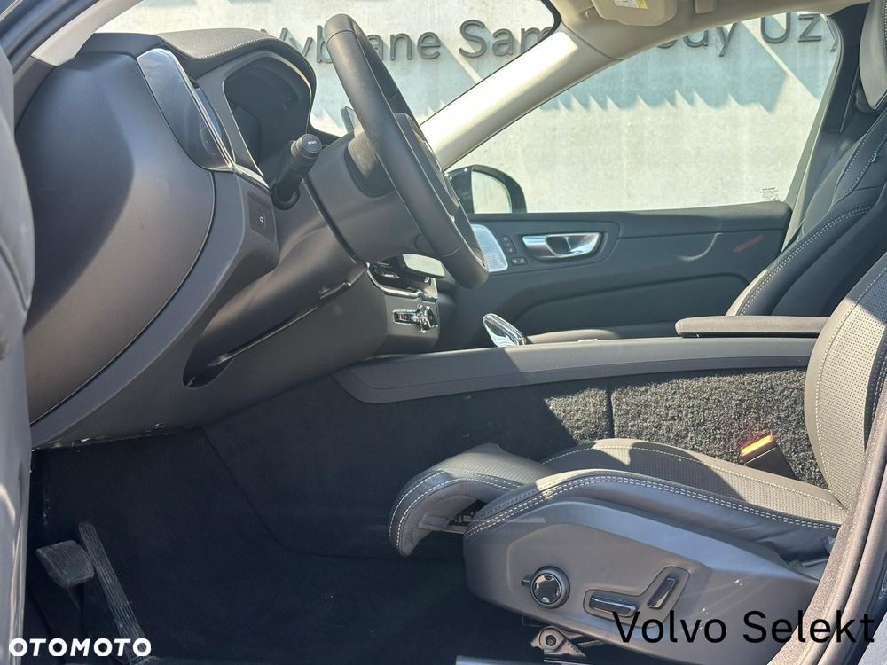 Volvo XC 60 - 25