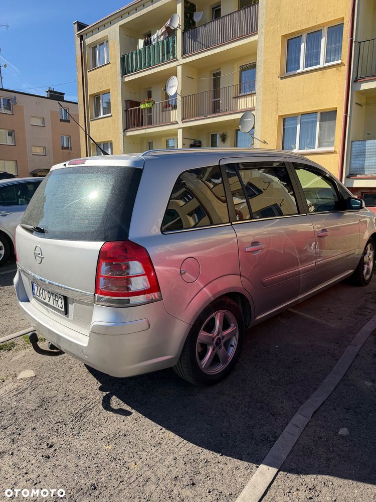 Opel Zafira 1.8 Enjoy - 9