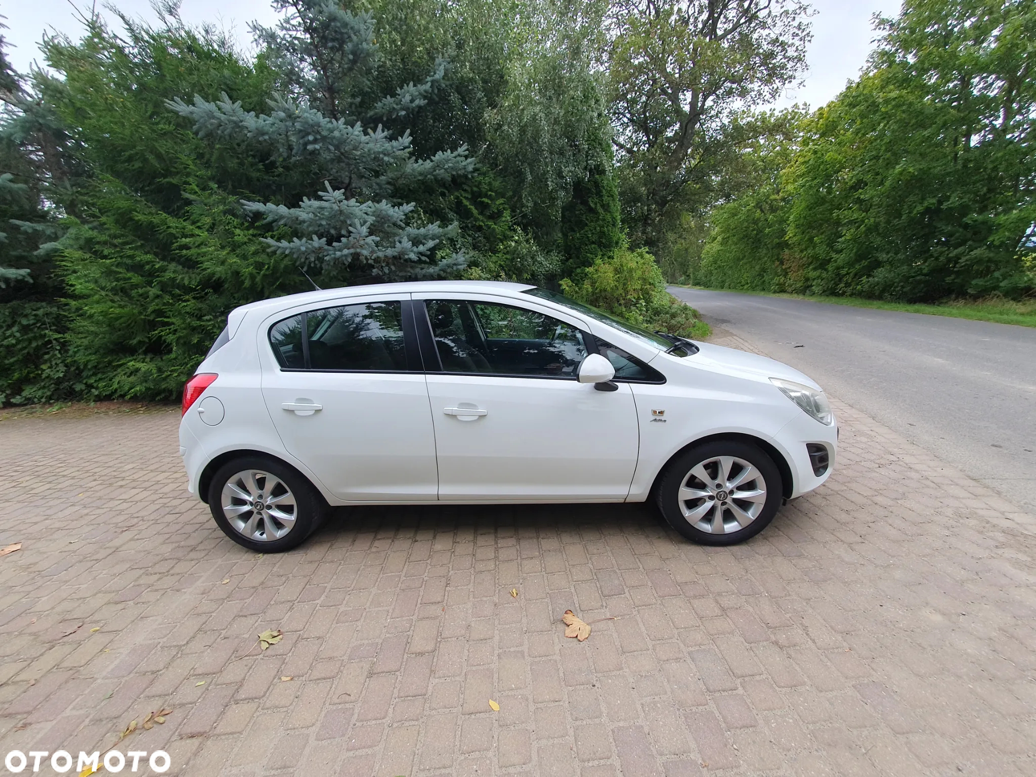 Opel Corsa 1.4 16V Color Elegance - 3