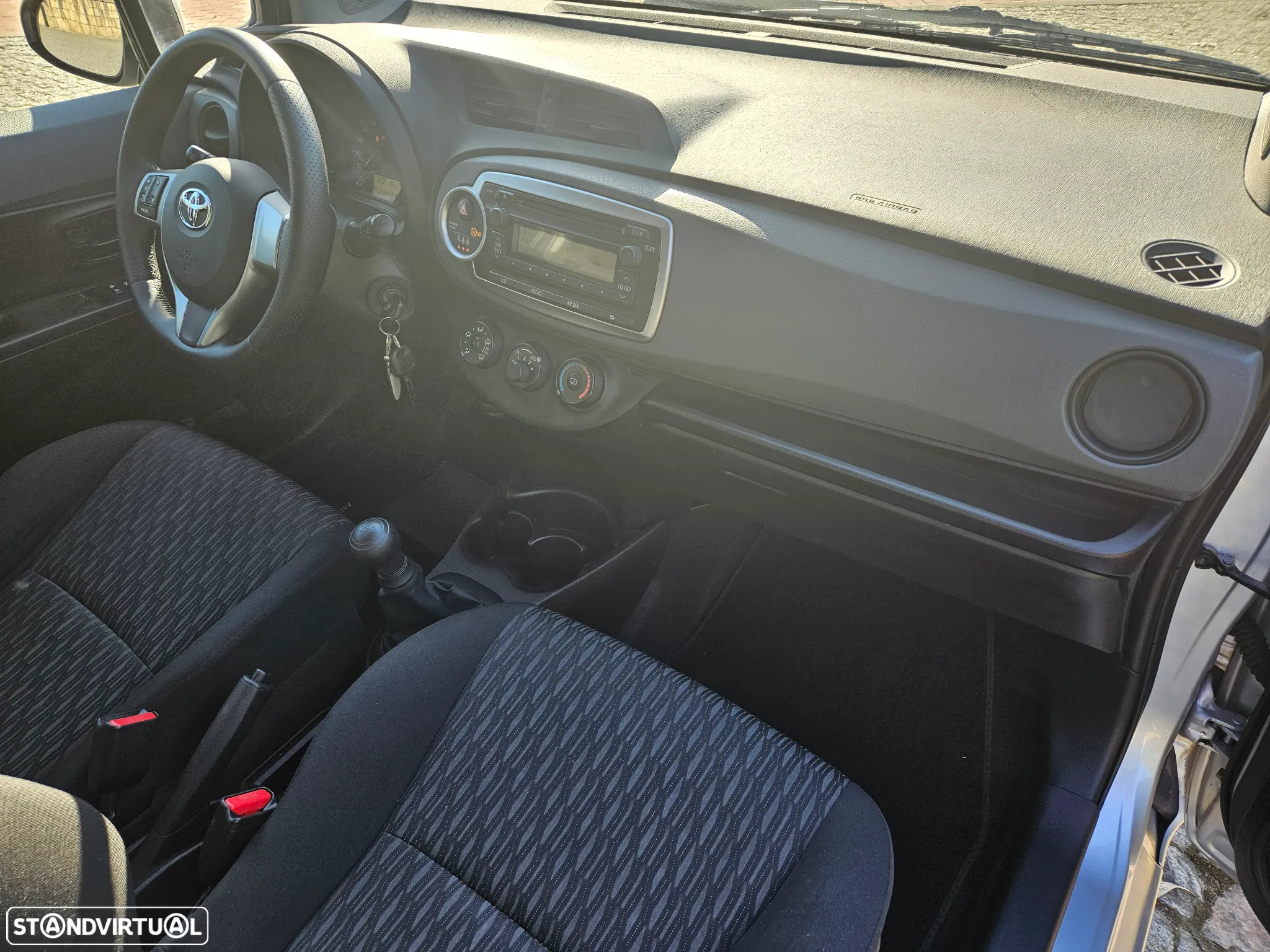 Toyota Yaris 1.0 VVT-i ACtive+AC - 18