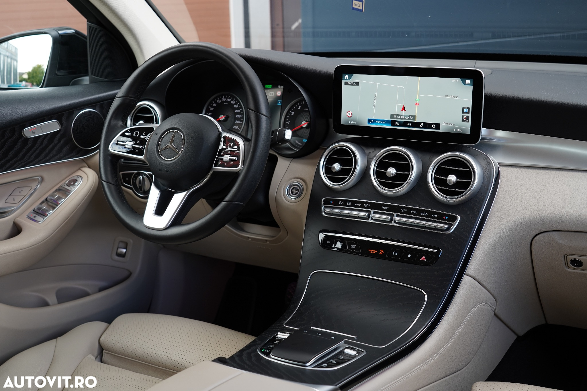 Mercedes-Benz GLC 200 4MATIC MHEV - 30