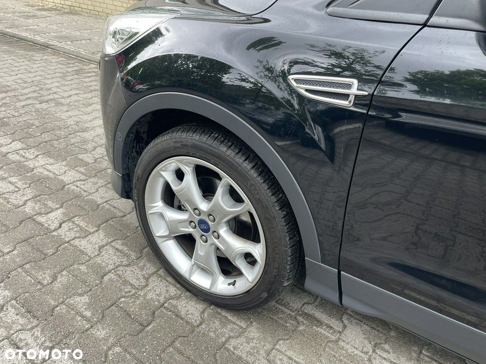 Ford Kuga - 27