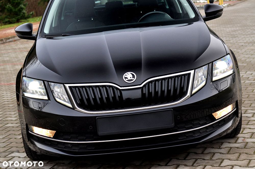 Skoda Octavia 1.6 TDI Premium Edition - 13