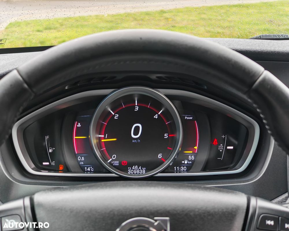 Volvo V40 D2 Kinetic - 22