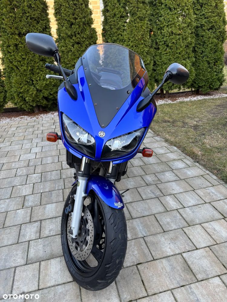 Yamaha FZ6 - 3