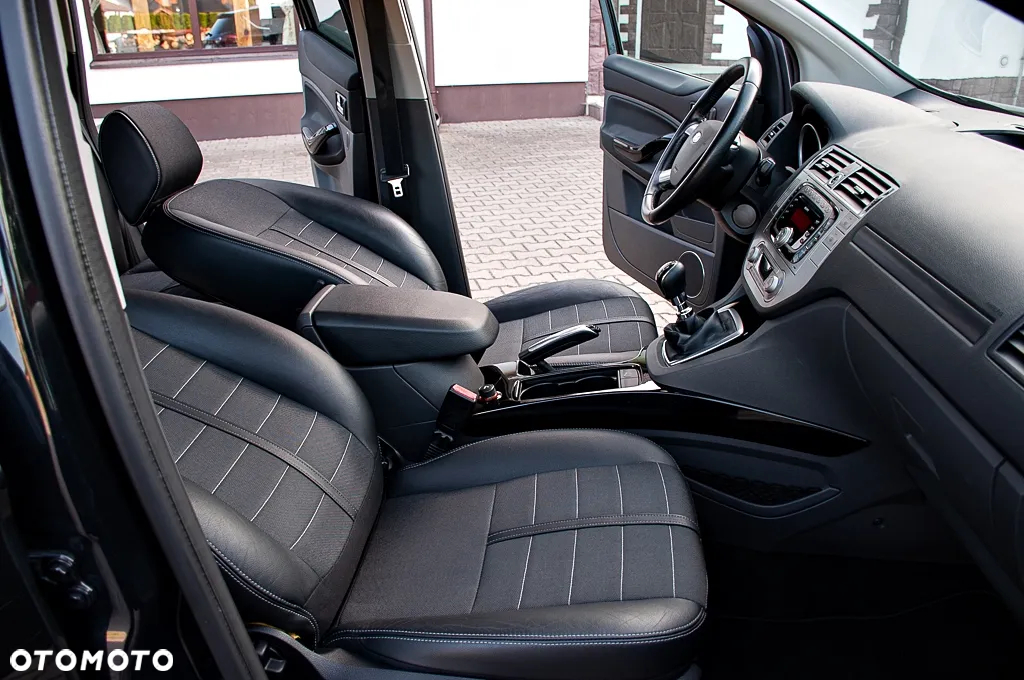 Ford Kuga 2.0 TDCi Titanium - 29