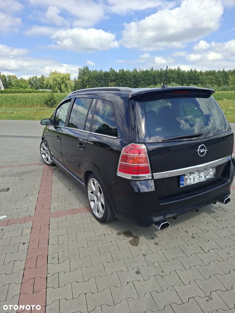 Opel Zafira - 3
