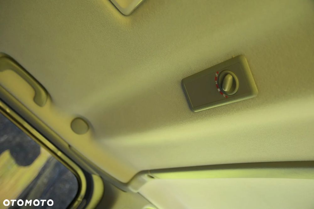 Renault Trafic - 19