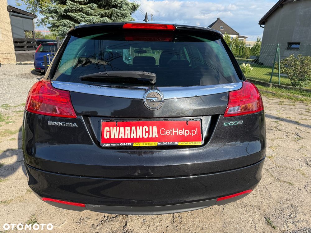 Opel Insignia 2.0 CDTI - 11