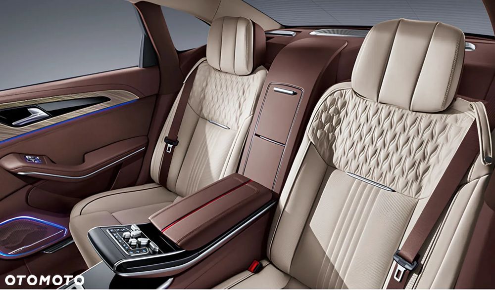 Hongqi H9 - 4