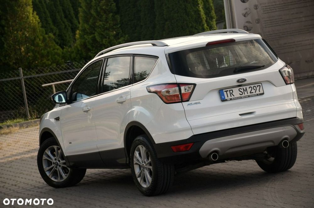 Ford Kuga - 10