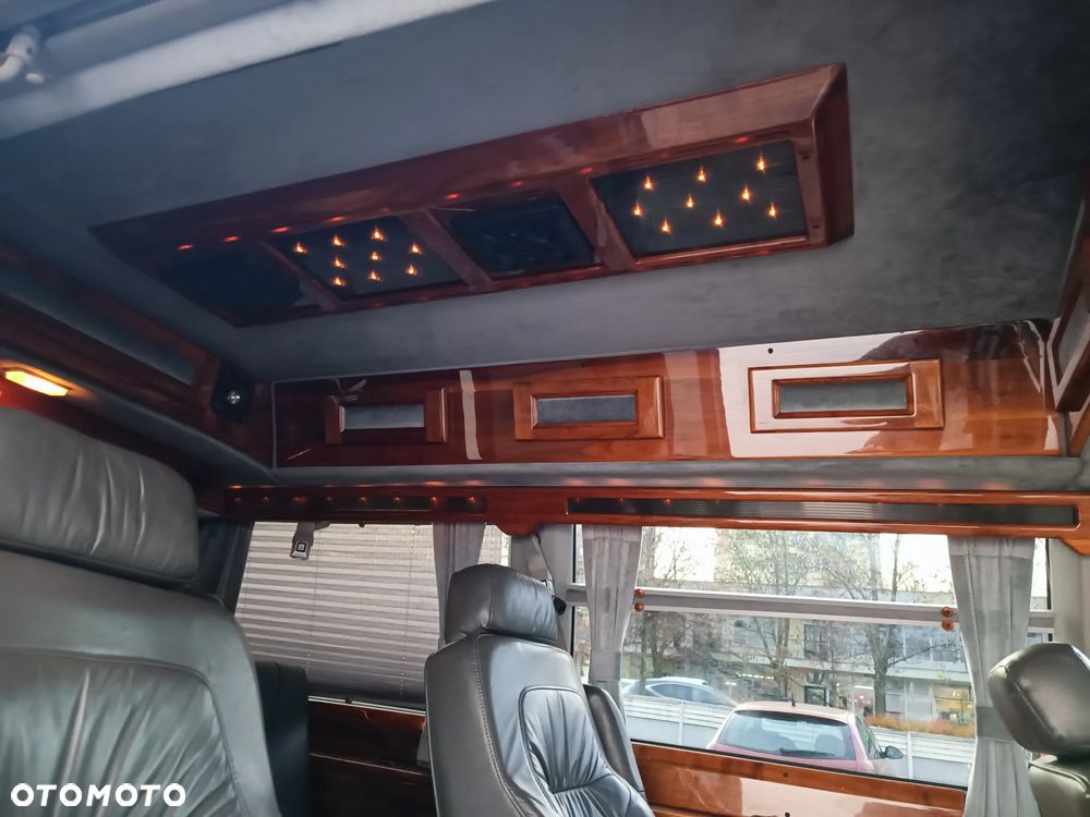 Chevrolet Astro - 22