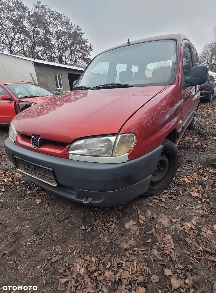 Części- Peugeot Partner  Pojemność:1360  Rok:1999  Benzyna - 1