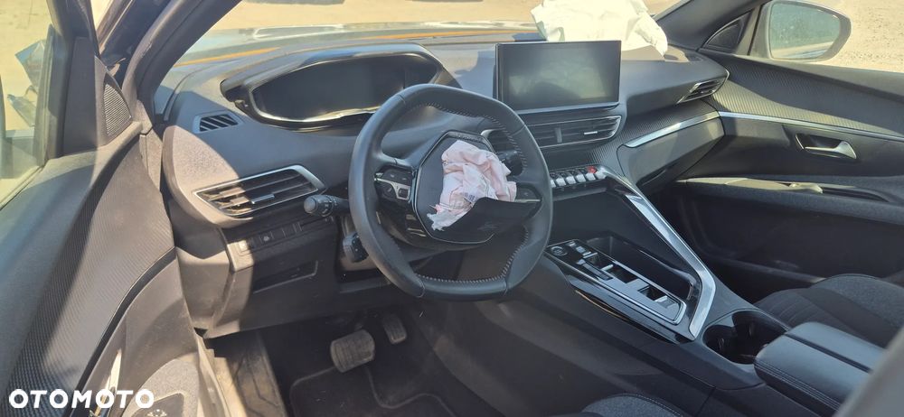 Peugeot 5008 1.5 BlueHDi Allure Pack S&S EAT8 - 31