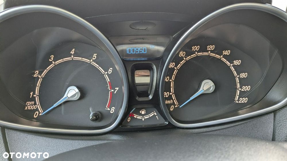 Ford B-MAX - 24