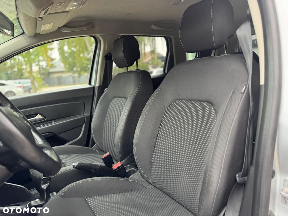 Dacia Duster 1.6 SCe Ambiance S&S - 24