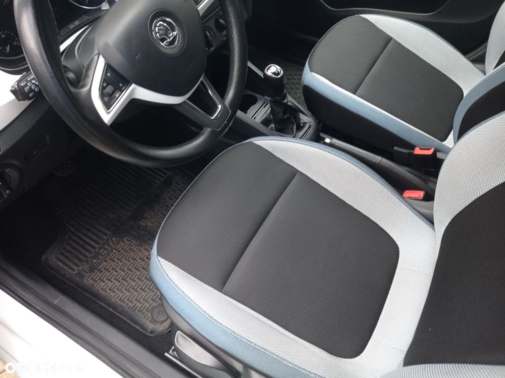 Skoda Fabia 1.2 TSI Ambition - 12