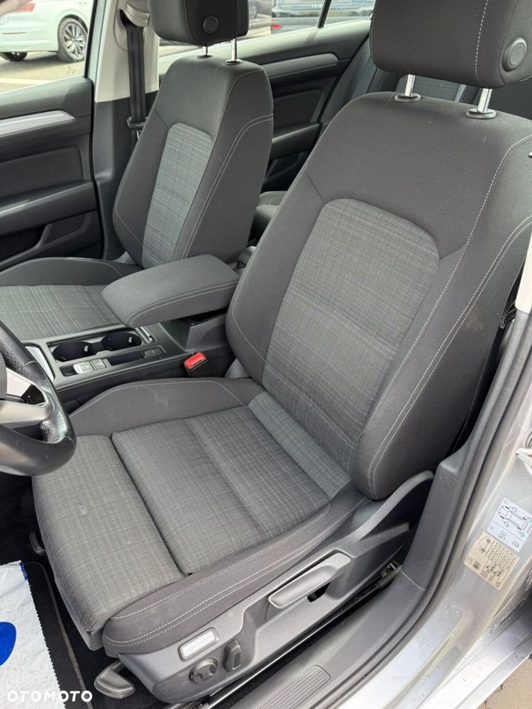 Volkswagen Passat 2.0 TDI EVO Business DSG - 11