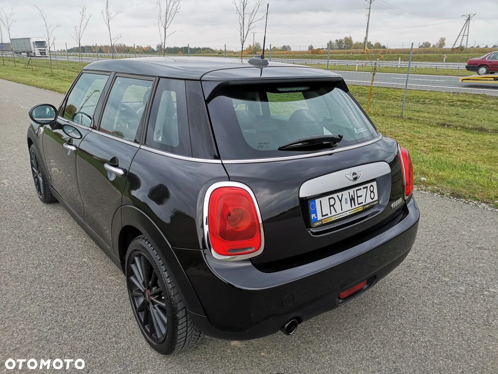MINI Cooper Seven Chili - 26