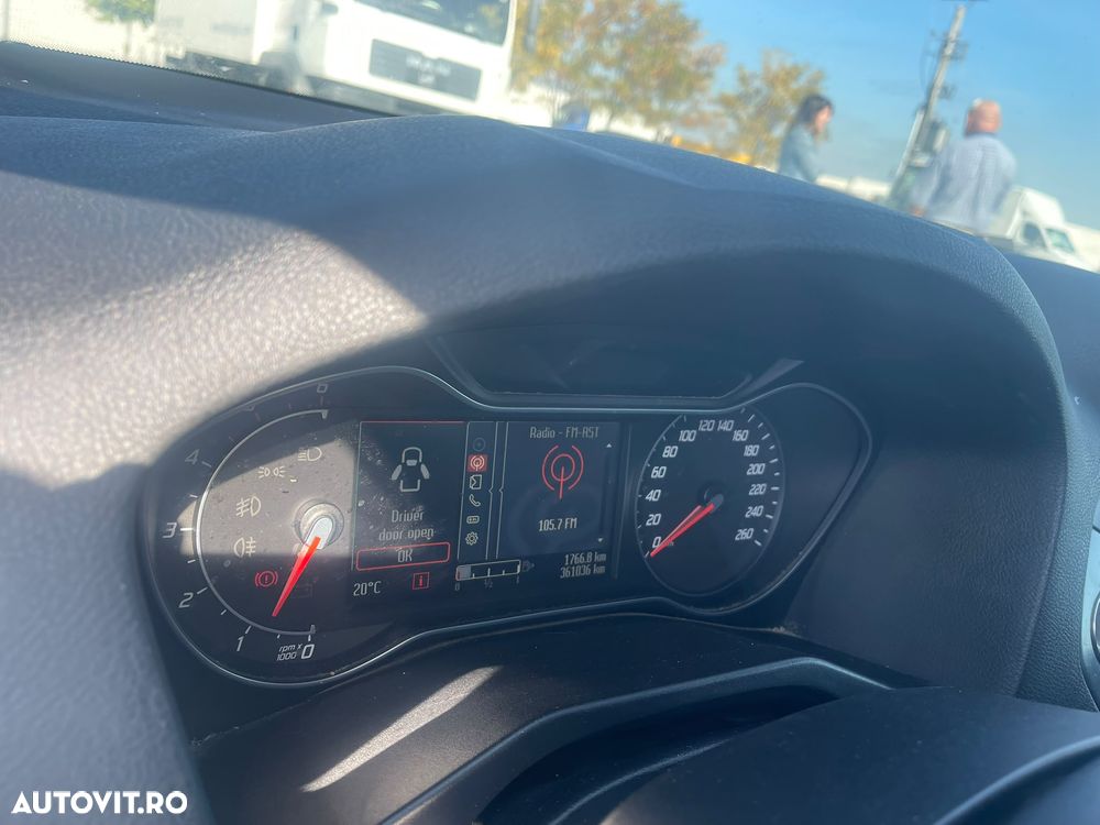 Ford Mondeo - 8