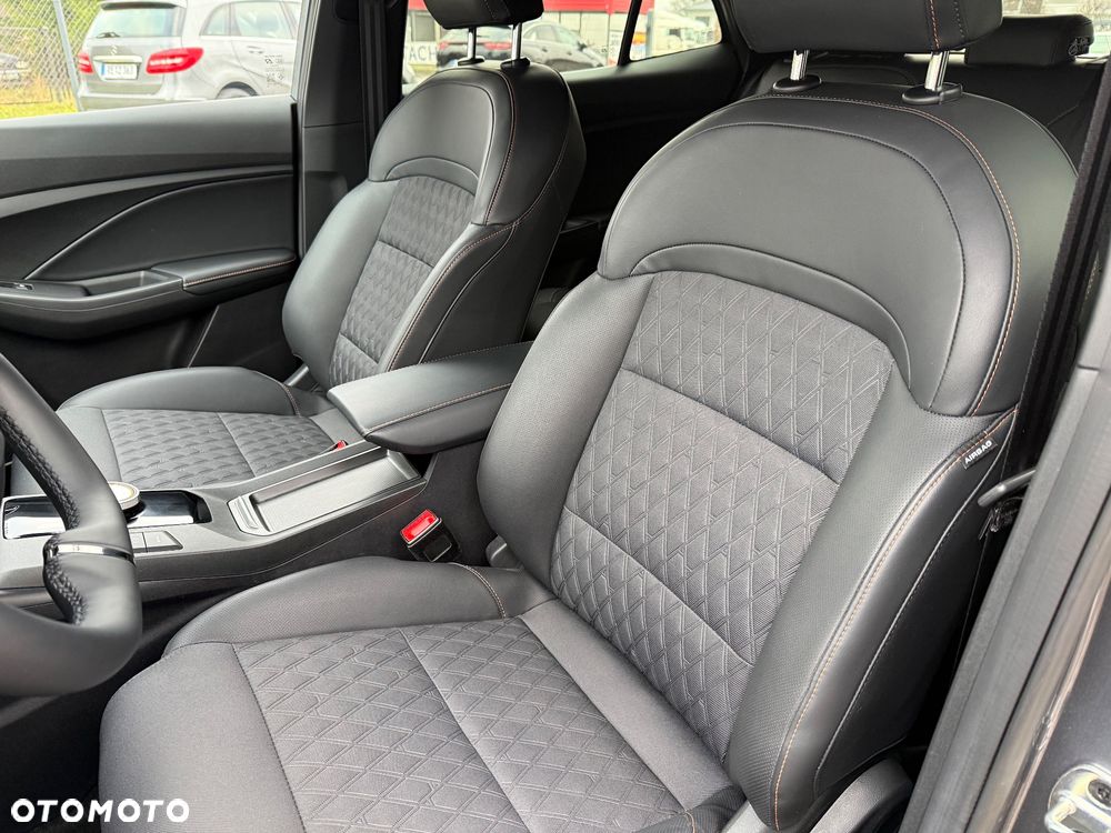 MG MG3 1.5 HEV+ Exclusive - 19