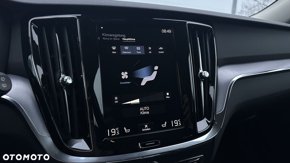 Volvo V60 T4 Geartronic Momentum Pro - 19